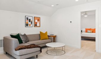 6213 DAHLONEGA Rd, Bethesda, MD 20816