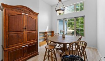 20 Lerwick Ln, Bella Vista, AR 72715