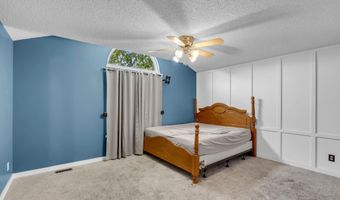 1826 N Columbine Cir, Andover, KS 67002