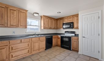 310 S 3rd St, Abbott, TX 76621