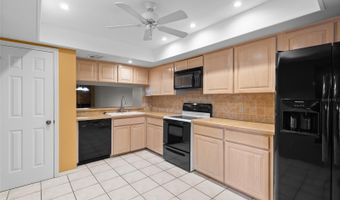 1055 KENSINGTON PARK Dr 613, Altamonte Springs, FL 32714