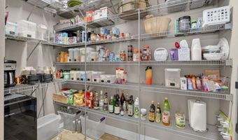 1053 Aaron Ct, Adel, IA 50003