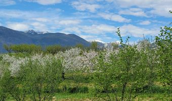 309 Pywell Rd, Bonners Ferry, ID 83805