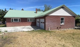 220 N 9th St, Challis, ID 83226