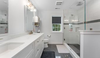 79 Todds Hill Rd, Branford, CT 06405