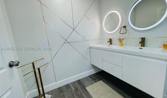 3625 N Country Club Dr 2409, Aventura, FL 33180