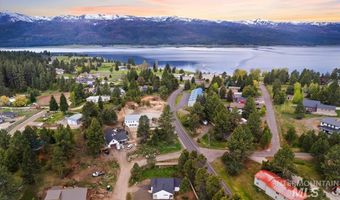 412 Antonette Cir, Cascade, ID 83611