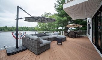 136 Aldrich Rd, Glocester, RI 02857