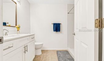 50 Pebble Beach Cv APT B115, Bluffton, SC 29910