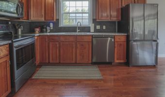 53 Lincolnville Ave, Belfast, ME 04915