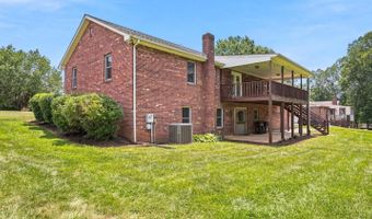 419 Holly Hills Dr, Altavista, VA 24517