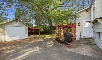 120 Johnson Ave, Bergenfield, NJ 07621