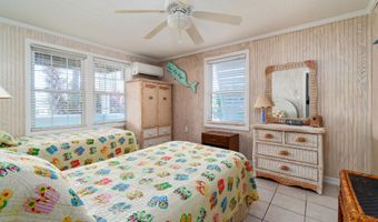 401 E Atlantic Blvd, Atlantic Beach, NC 28512