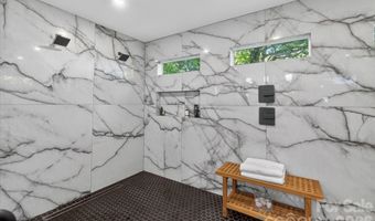 1608 Chippendale Rd, Charlotte, NC 28205