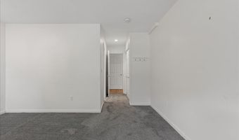 51 Dockside Ln, Belfast, ME 04915