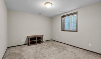 5234 Sundial Ln, Woodbury, MN 55129