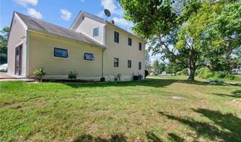 129 Simmonsville Ave, Johnston, RI 02919