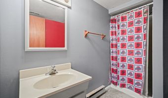 1045 Columbus Cir N, Ashland, OH 44805