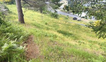 6877 PACIFIC TERRACE Dr, Brookings, OR 97415