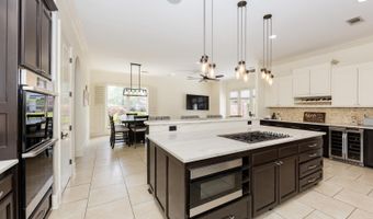 10757 Royal Ridge Ave, Baton Rouge, LA 70810