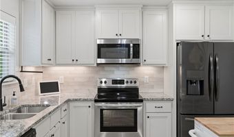 6 Exminster Ln, Bella Vista, AR 72714