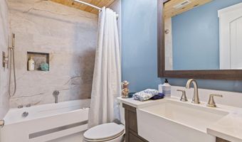 57 Lakeview Pt, Alexander City, AL 35010