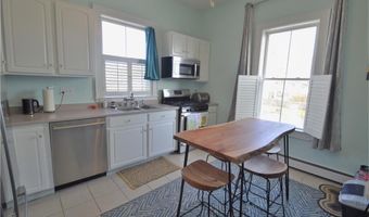 398 Wolcott Ave 9, Middletown, RI 02842