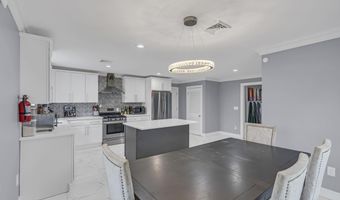 40 Morris Blvd, Bayville, NJ 08721