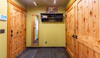 32220 Tamarack Dr, Bigfork, MT 59911