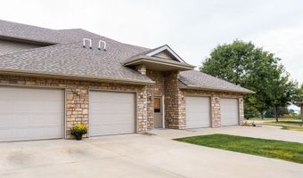 544 Kelsey Ln, Altoona, IA 50009