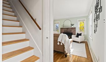 17 US Route One, Falmouth, ME 04105