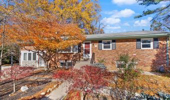 4211 DOWNING St, Annandale, VA 22003