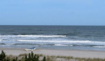 73 E 25th St, Avalon, NJ 08202