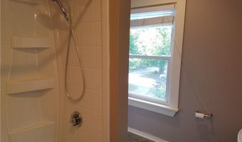 49 Merton Rd 2, Newport, RI 02840