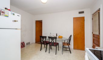 382 Lake St, Antioch, IL 60002