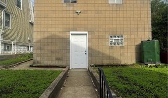 956 Beaver Rd, Ambridge, PA 15003