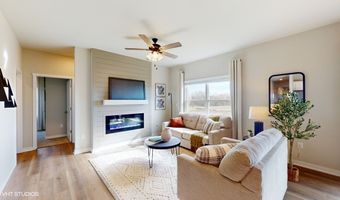 3401 Dreusicke Dr, Coralville, IA 52241