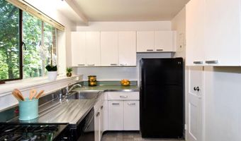 10311 MONTROSE Ave #101, Bethesda, MD 20814
