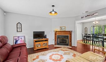27 Sunview Cir, Arden, NC 28704