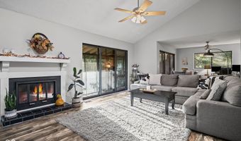 640 Blossom Dr, Avon, IN 46123