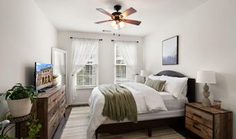 2465 ARMY NAVY Dr 204, Arlington, VA 22206