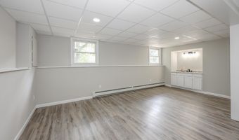 299 High St, Candia, NH 03034