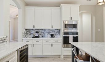 117 Crescent Rdg, Adkins, TX 78101