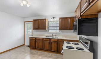 409 High St, Athens, TN 37303