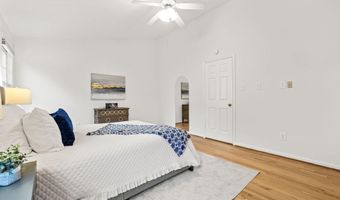 6739 MORNING RIDE Cir, Alexandria, VA 22315