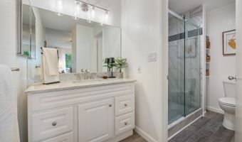 594 Mananai Pl 21T, Honolulu, HI 96818