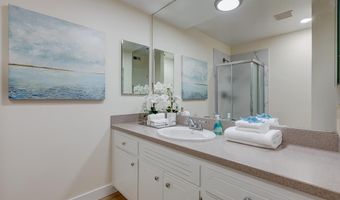 1001 Shoreline Dr 301, Alameda, CA 94501