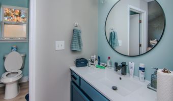 3244 Dunwoodie Rd, Ann Arbor, MI 48105