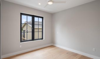 803 YATES St, Orlando, FL 32804