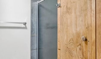 109 W Cline St, Aurora, MO 65605